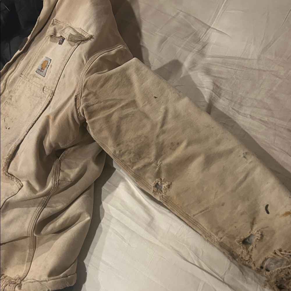 Carhartt Tan Distressed Work Jacket - Picture 3 of 4